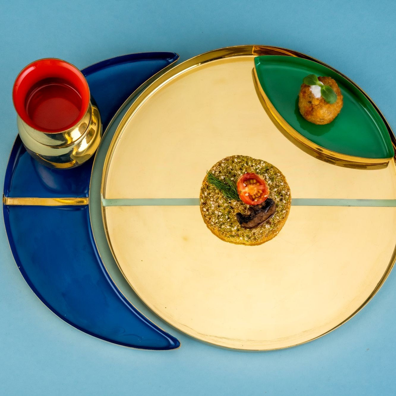 Quarter Moon Plate
