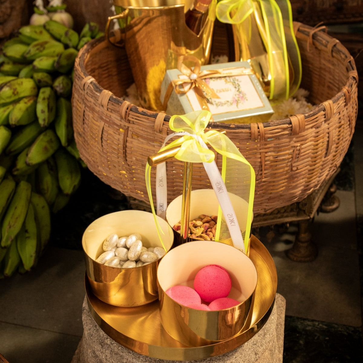 Tripal Serveware